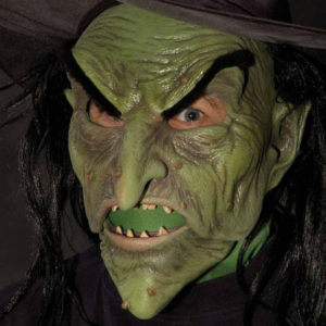 mascara-realista-bruxa-verde